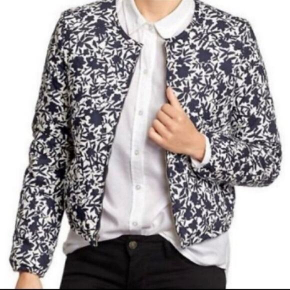 Old Navy Plus Size XXL Quilted Bomber Jacket Navy White Floral Comfy Ligthweight - Picture 1 of 16